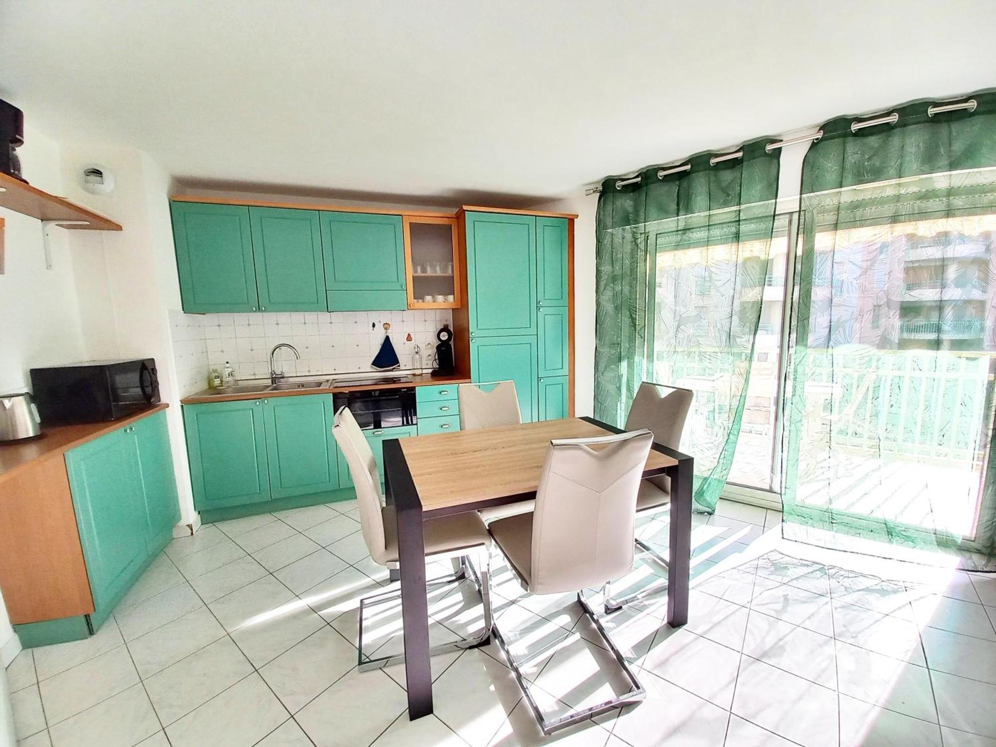 Appartement T2 Port - Wifi Clim Fréjus